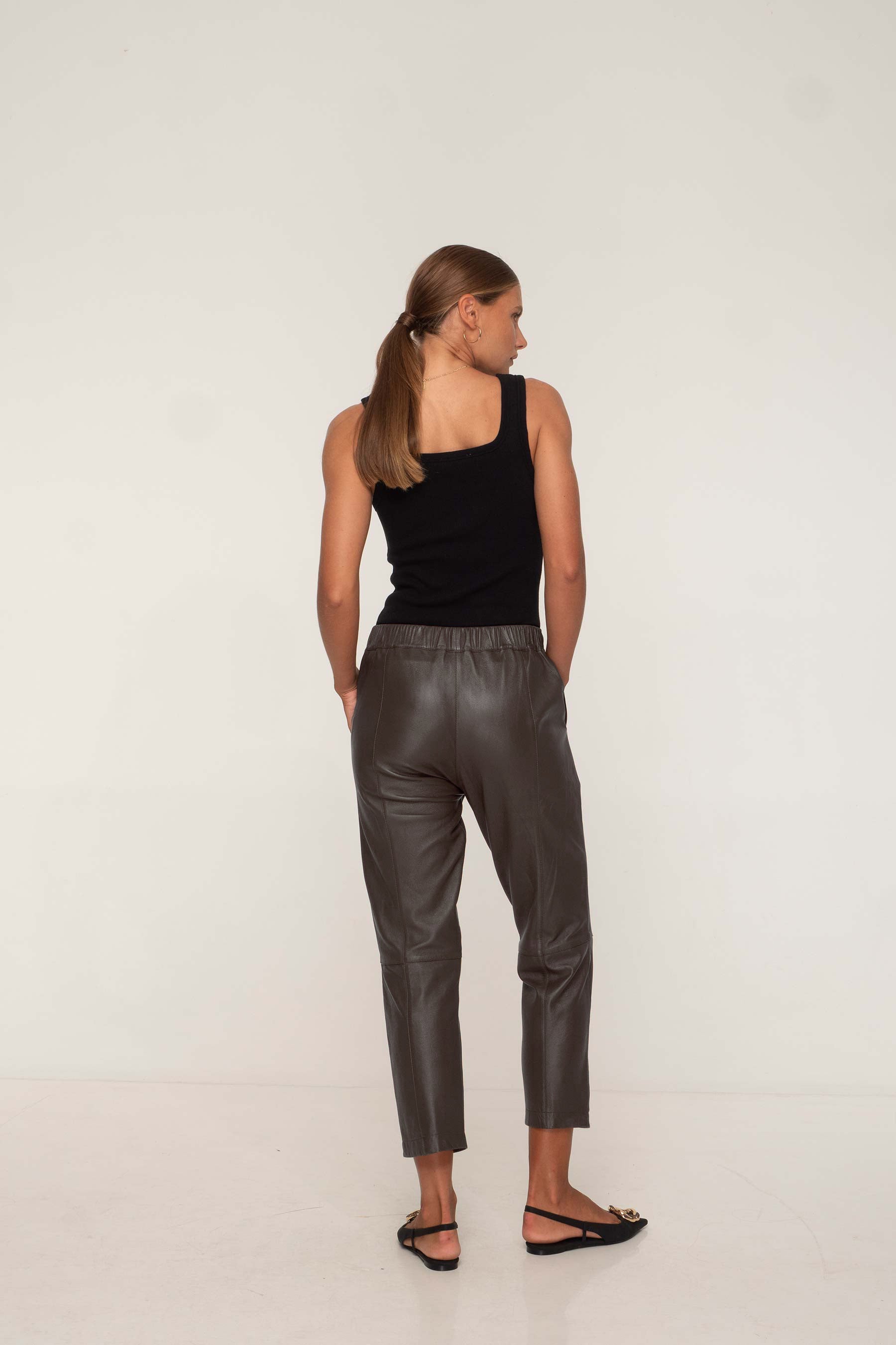 BIANCA LEATHER JOGGER - CACAO