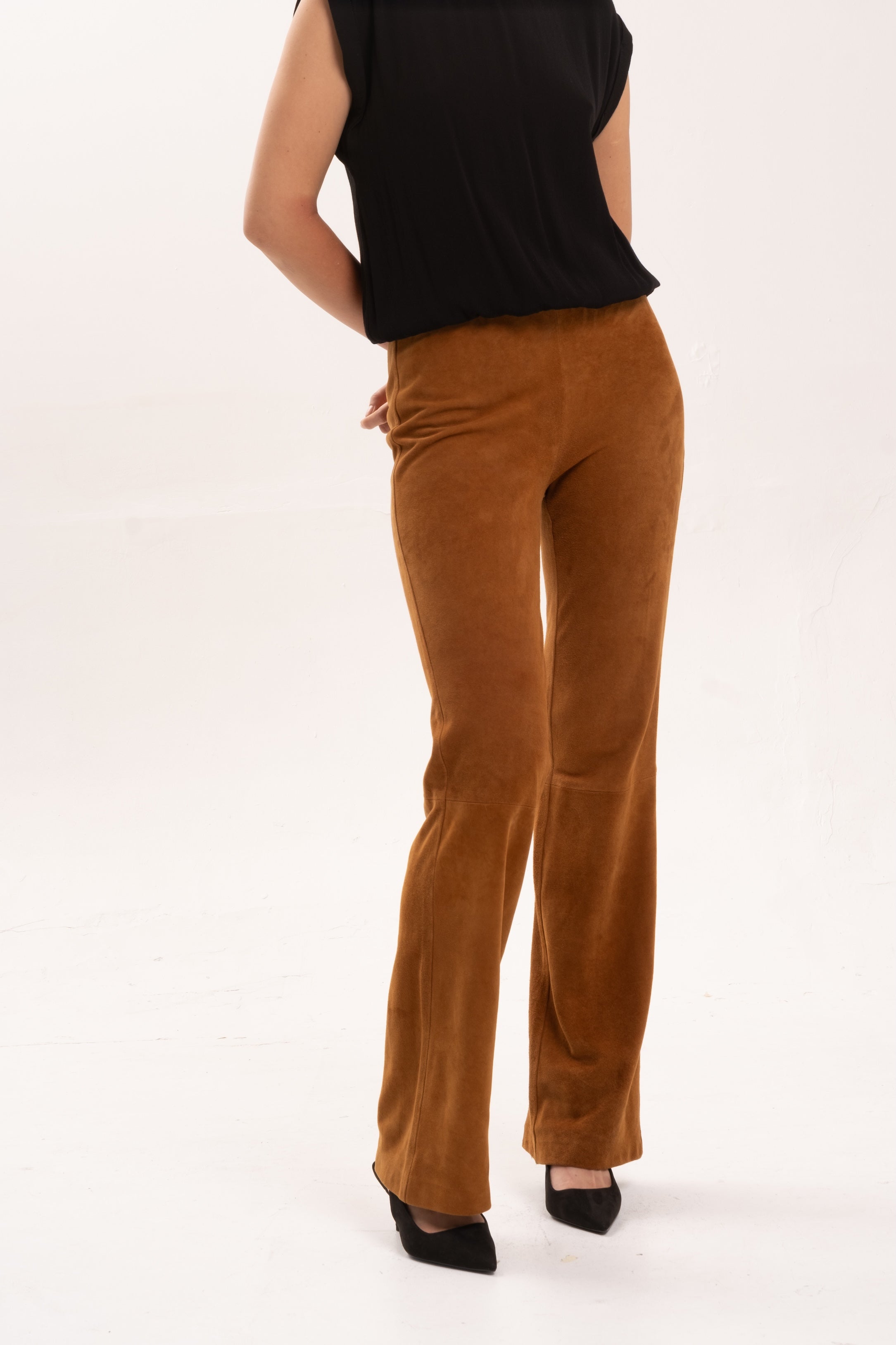 KAI BOOTLEG SUEDE PANTS - TOBACCO
